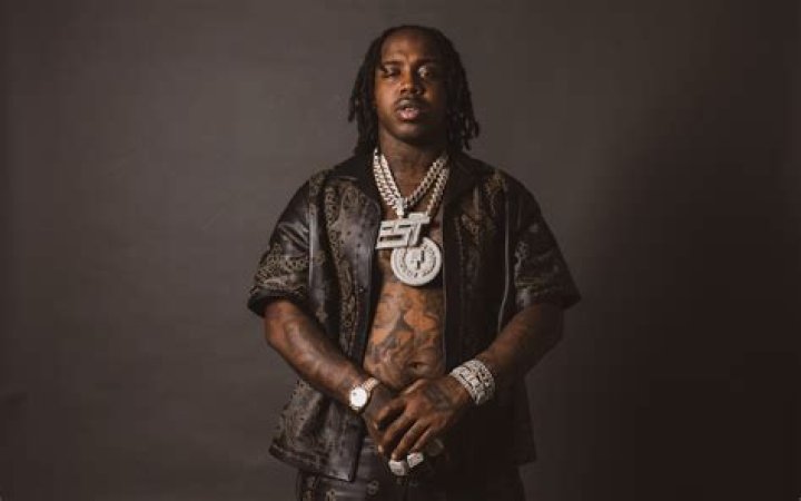 Act Right by Kodak Black & Gucci Mane & Est Gee from USA