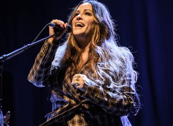 Alanis Morissette Net Worth - How Much Does Alanis Morissette Make?