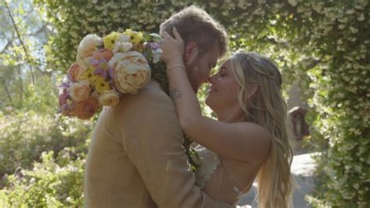 Alex Warren from USA | Popnable