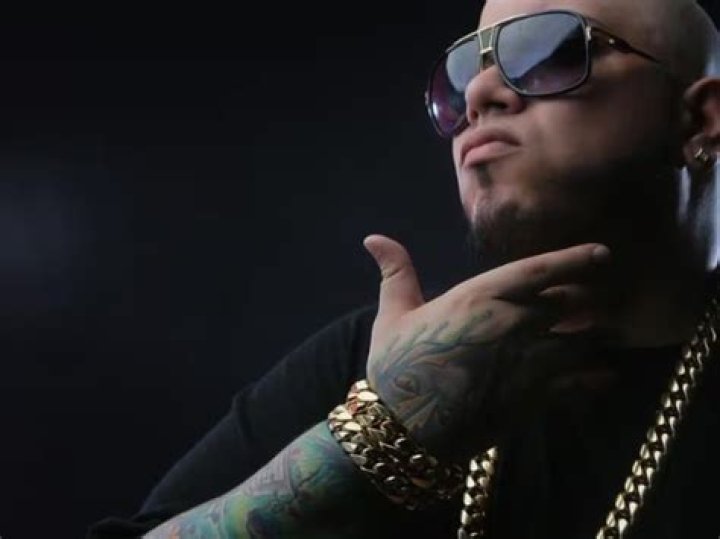 Alexio La Bruja's Biography And Facts'