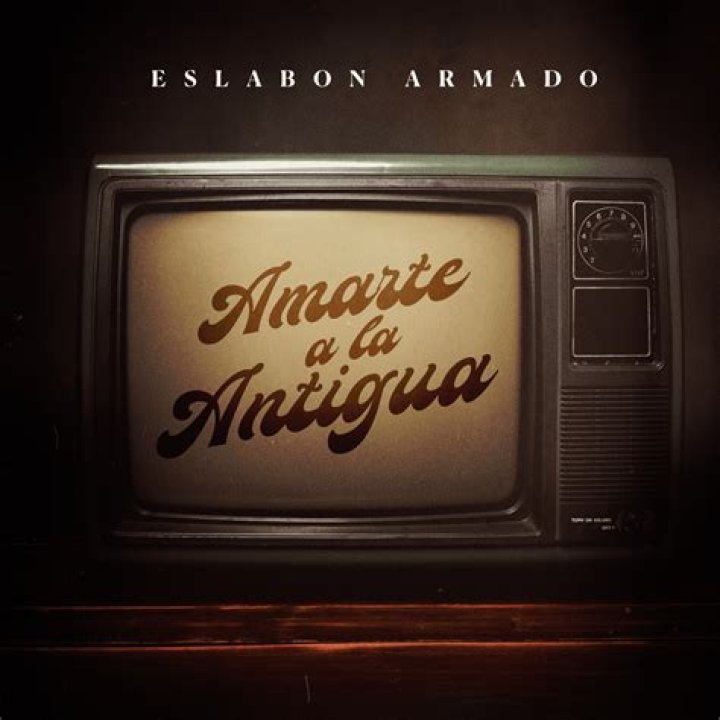 Amarte A La Antigua by Eslabon Armado Insights