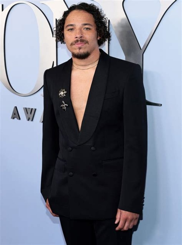 Anthony Ramos's Chart Achievements | Popnable