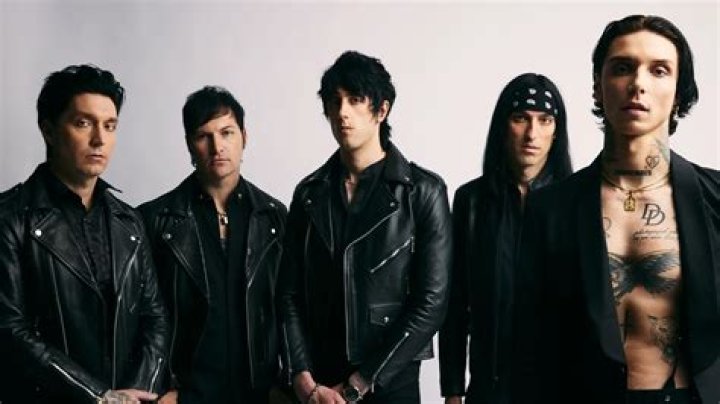 Black Veil Brides Net Worth - How Much Does Black Veil Brides Make?