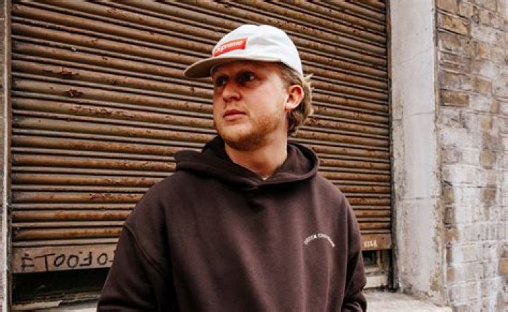 Bluebucksclan Dj Net Worth - How Much Does Bluebucksclan Dj Make?