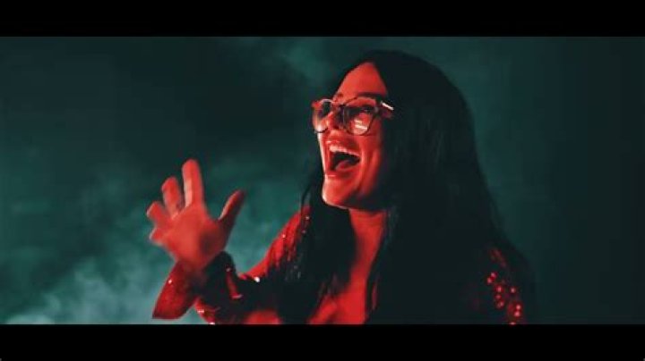 Caitlynne Curtis from USA | Popnable