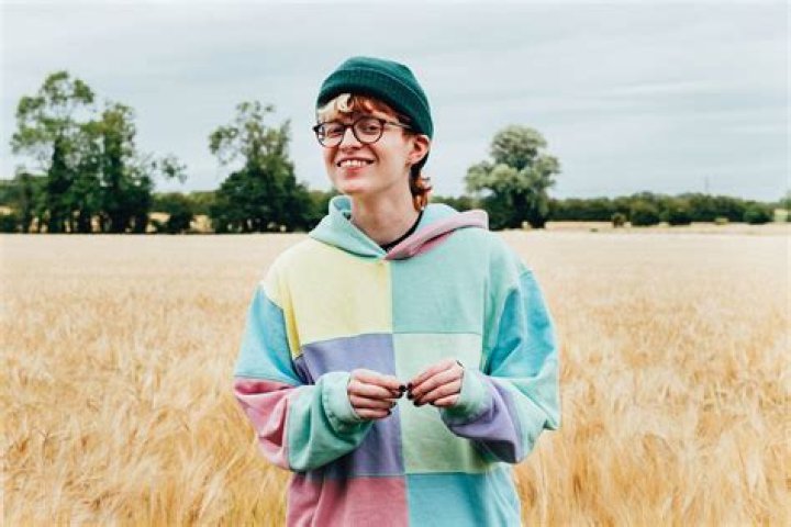 Cavetown's Biography And Facts' | Popnable