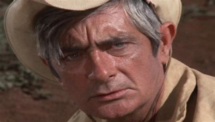 Dano Net Worth - How Much Does Dano Make?