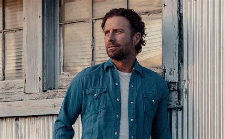 Dierks Bentley Net Worth - How Much Does Dierks Bentley Make?