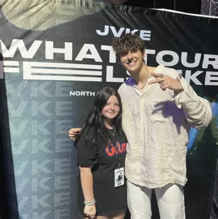 Jvke Net Worth - How Much Does Jvke Make?