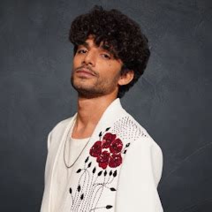 Kaifi Khalil Net Worth - How Much Does Kaifi Khalil Make?