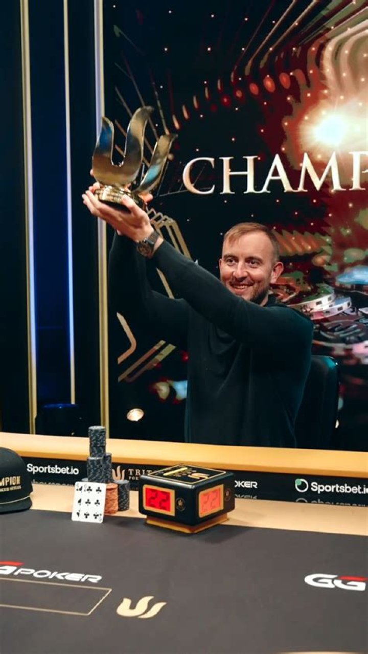 Lady Bee Net Worth - How Much Does Lady Bee Make?