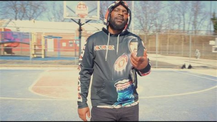 Lik Moss Net Worth - How Much Does Lik Moss Make?