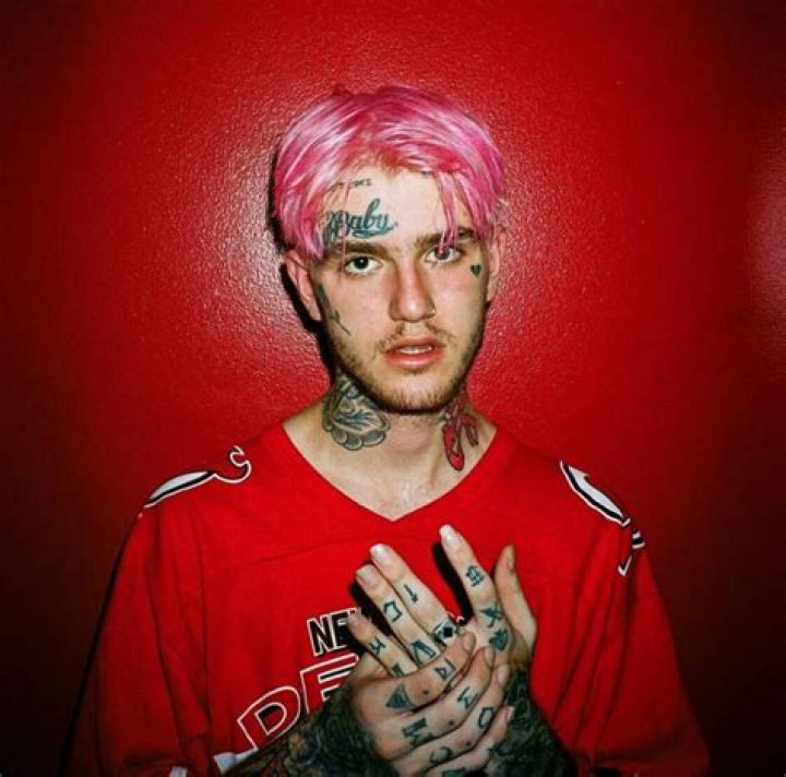 Lil Peep Net Worth - How Much Does Lil Peep Make?