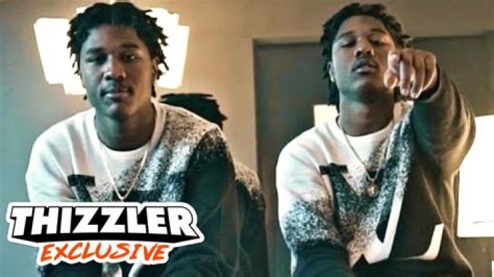 Lyrics & Translations of 2100 by Ebk Jaaybo