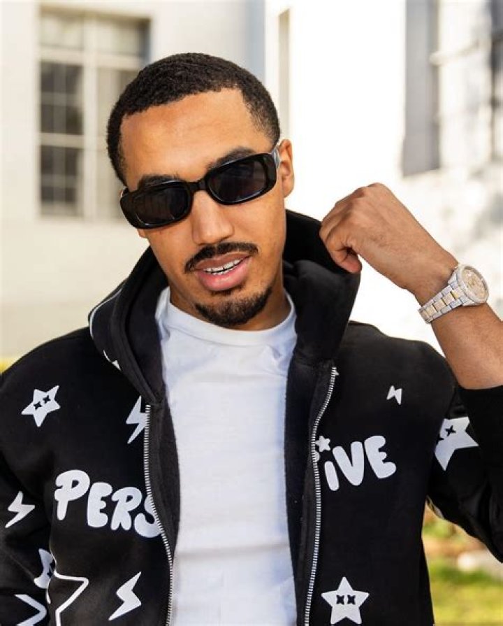 Lyrics & Translations of Baby by Mike Sherm