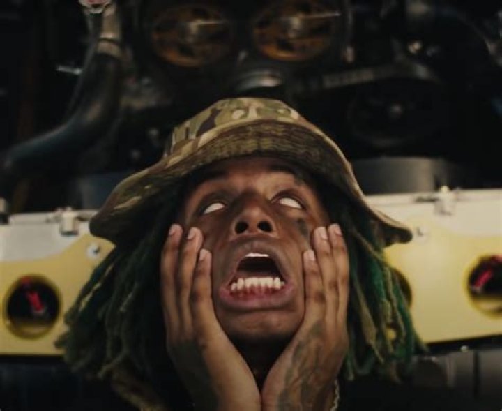 Lyrics & Translations of Bleach by Zillakami & Denzel Curry