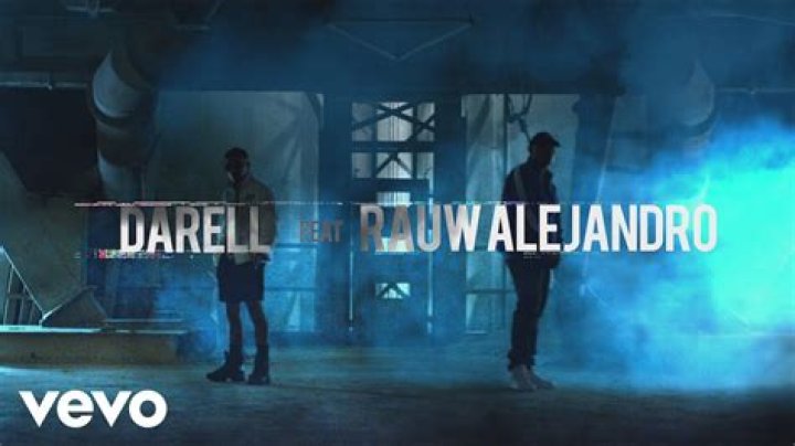 Lyrics & Translations of Fumeteo by Darell & Rauw Alejandro