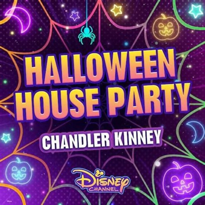Lyrics & Translations of Halloween House Party by Chandler Kinney