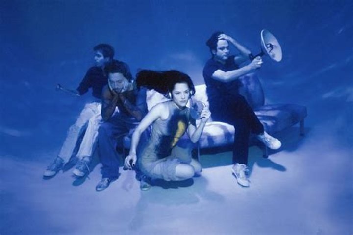 Lyrics & Translations of Hush by The Marías