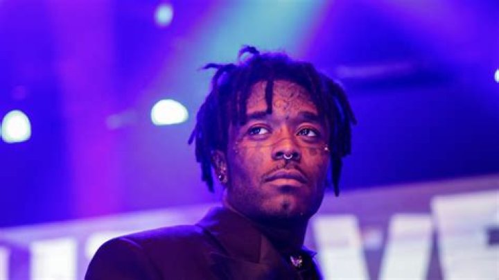 Lyrics & Translations of Isolated (Ocean Mix) by Lil Uzi Vert & Xxxtentacion
