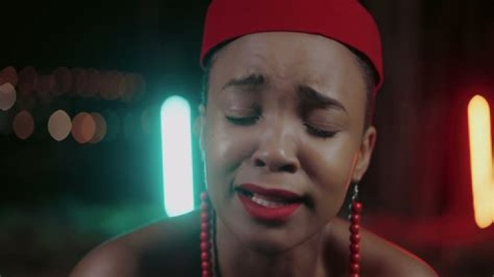 Lyrics & Translations of Khanyisa by Paige & Sdala B