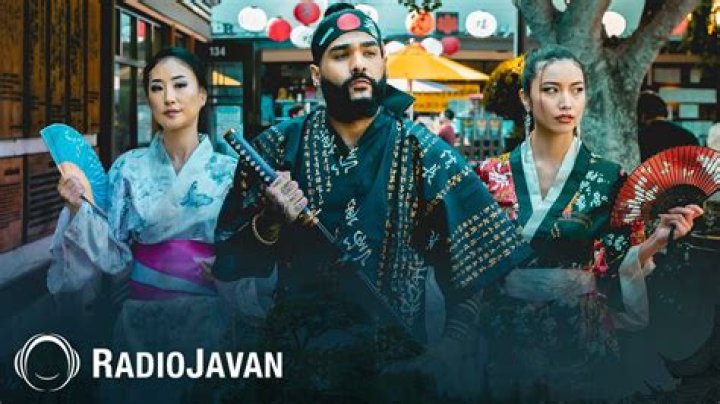 Lyrics & Translations of Tehran Tokyo by Sasy