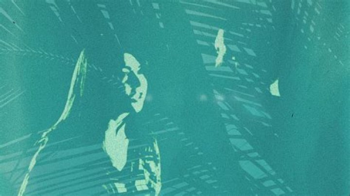 Lyrics & Translations of Too Weak by Jerro