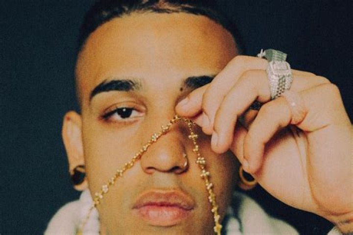 Lyrics & Translations of Volver by Micro Tdh