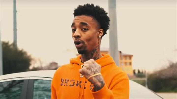 Lyrics & Translations of White Boi by Dillon Francis