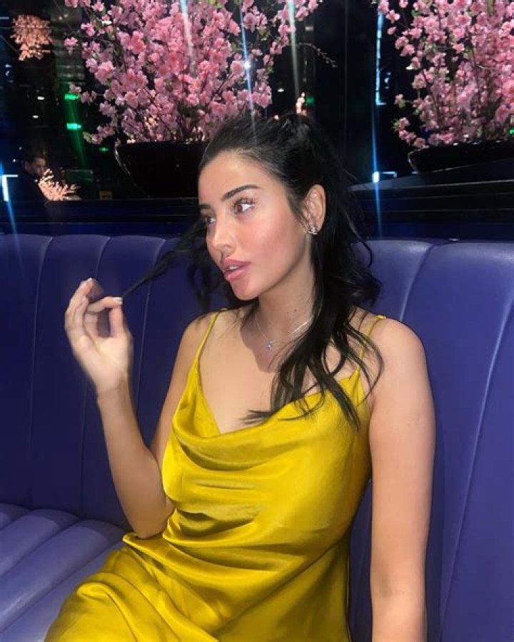 Marisa Liz Net Worth - How Much Does Marisa Liz Make?