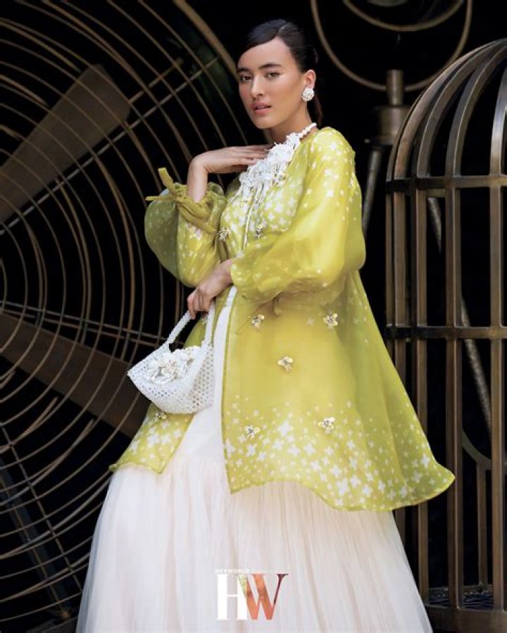 Mawar Eva De Jongh from Indonesia