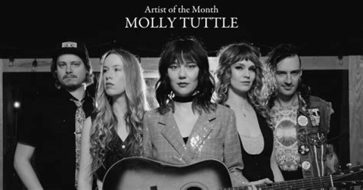 Molly Tuttle Net Worth - How Much Does Molly Tuttle Make?