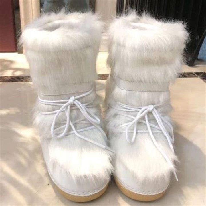 Moonboots by Chief Keef from USA