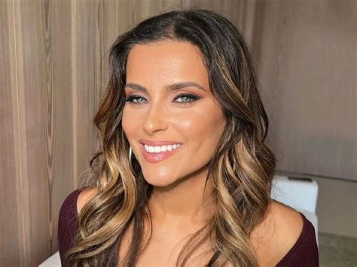 Nelly Furtado's Biography And Facts'