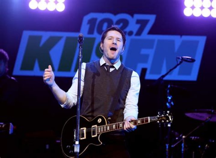 Owl City Net Worth - How Much Does Owl City Make?