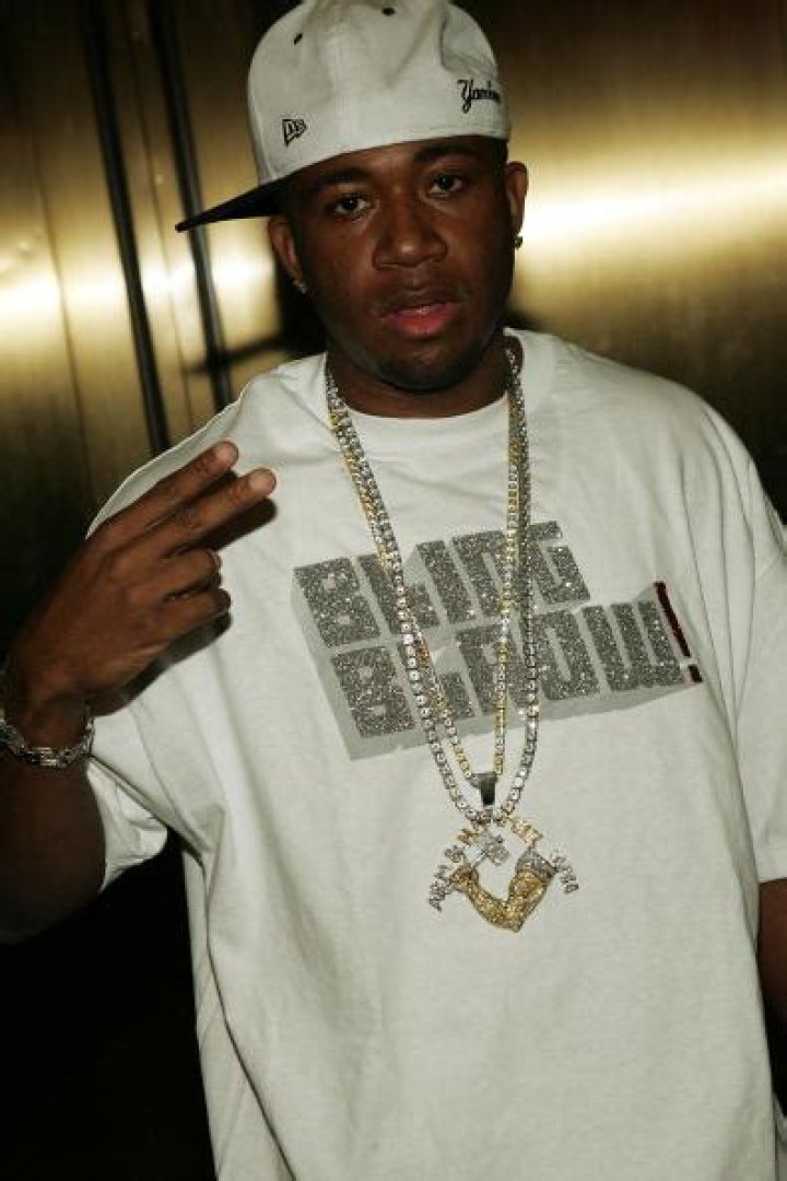 Red Cafe Net Worth - How Much Does Red Cafe Make?