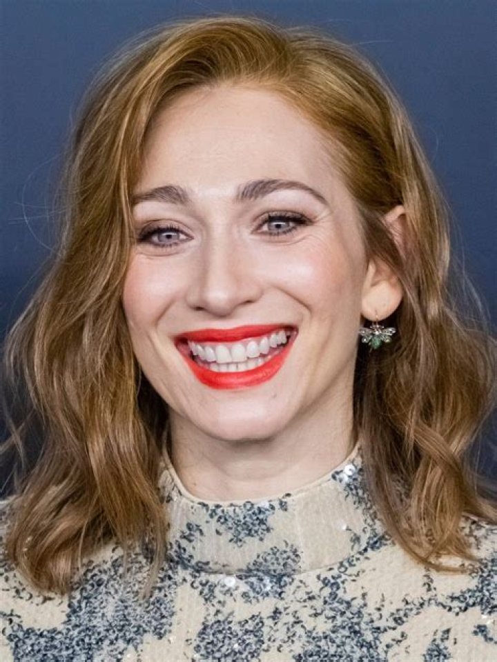 Regina Spektor Net Worth - How Much Does Regina Spektor Make?