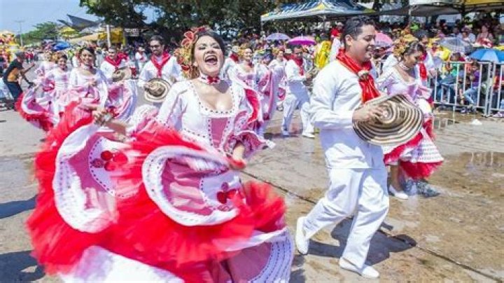 Top Cumbia Songs To Dance