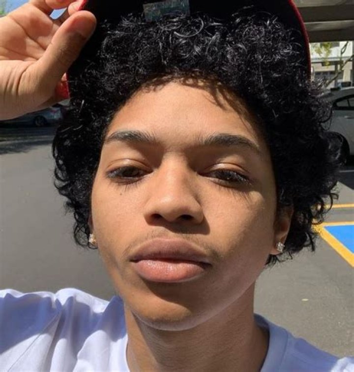 Trinidad Cardona Net Worth - How Much Does Trinidad Cardona Make?