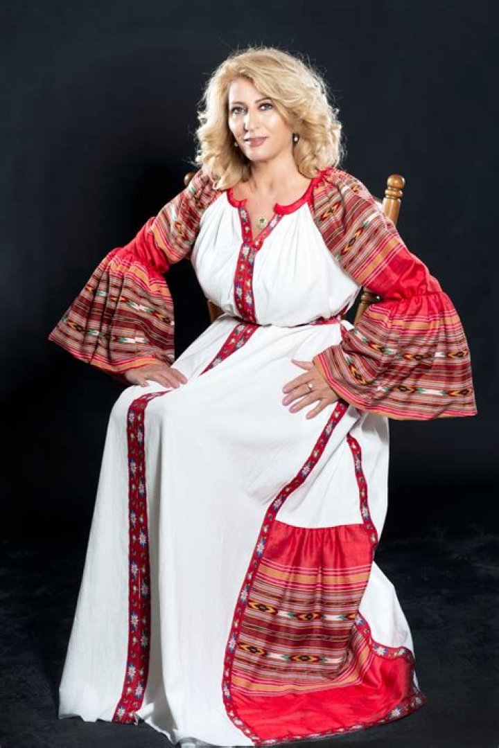 Une Te Dua by Gresa Behluli from Albania