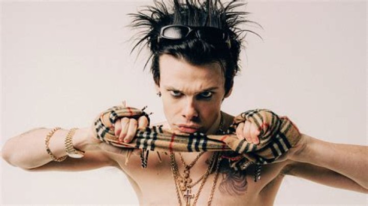 Yung Mal Net Worth - How Much Does Yung Mal Make?